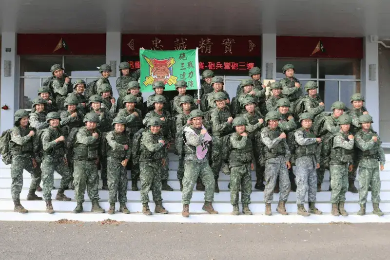 542nd Armored Brigade of the Army 201911211147_278206_f